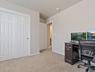 936 E Shady Ridge Dr, Kuna, ID 83634 - photo 5