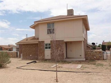 14505 Bryce Dr, Horizon City, TX 79928 - photo 2