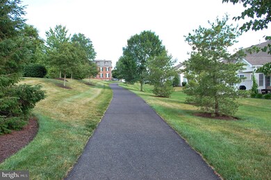 276 Lindsay Ln, Souderton, PA 18964 - photo 6