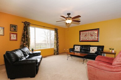909 Tralee Ct, Gurnee, IL 60031 - photo 3