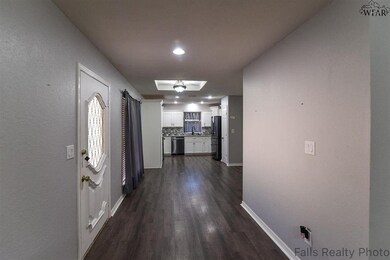 1509 Carol Ln, Wichita Falls, TX 76302 - photo 4