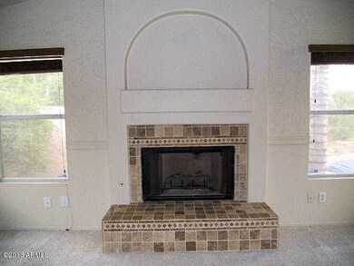 023-355019 - fireplace