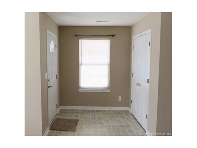 302 Myrtle St, Jeffersonville, IN 47130 - photo 6