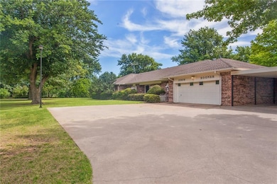 10900 S Sooner Rd, Oklahoma City, OK 73165 - photo 2