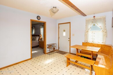 1518-8th-Ave-N-008
