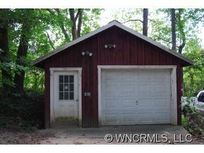 1 car garage