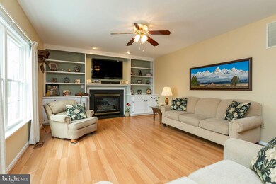 5786 Victor Dr, Sykesville, MD 21784 - photo 4