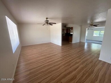 6440 Des Moines-20
