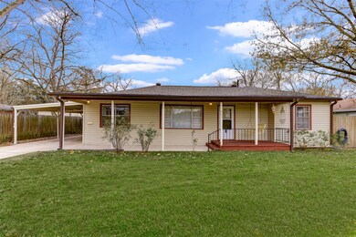 307 Roxanne St, Tomball, TX 77375 - photo 4