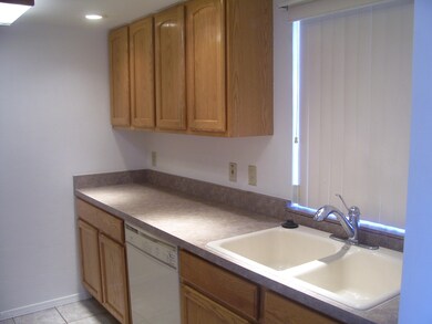 4751 N Flowing Wells Rd, Tucson, AZ 85705 - photo 3