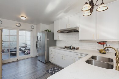 Knollview11-mls