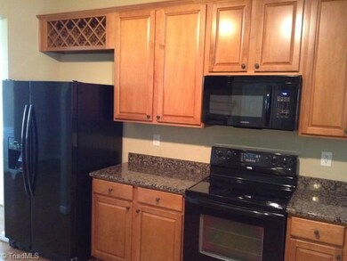 4524 Treebark Ln, High Point, NC 27265 - photo 6