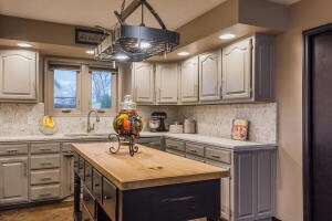 Kitchen (2)