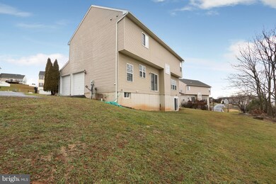 99 Saratoga Rd, Inwood, WV 25428 - photo 4