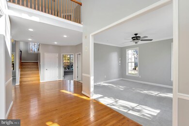 12902 Crickmore Trace, Bowie, MD 20720 - photo 3