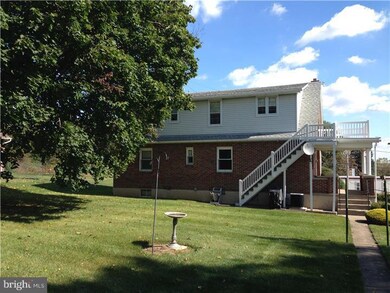 138 Hughes Hill Rd, Shoemakersville, PA 19555 - photo 5