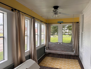 207 W Race St, Odon, IN 47562 - photo 7