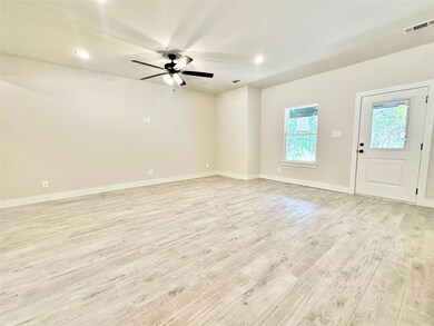 105 Monarch Ln, Poolville, TX 76487 - photo 7