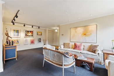 Park Plaza unit 612, Oakland, PA 15213 - photo 5