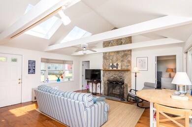 16 Marthas Way, Edgartown, MA 02539 - photo 5