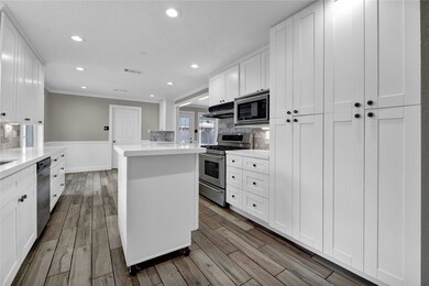 827 Appomattox Dr, Spring, TX 77380 - photo 4