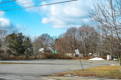 355 Spinney Rd, Portsmouth, NH 03801 - photo 5