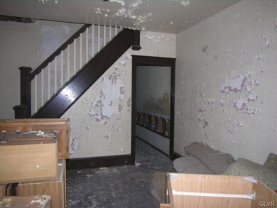 241 W Kline Ave unit 243, Lansford, PA 18232 - photo 3