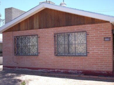 2821 W Quail Rd 004