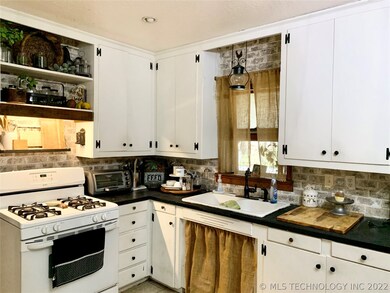 Gas stove