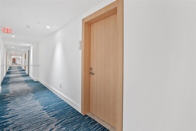 The Ivy Condominium unit 3810, Miami, FL 33130 - photo 5