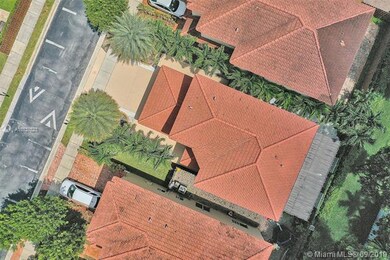 11232 NW 43rd Terrace, Doral, FL 33178 - photo 4