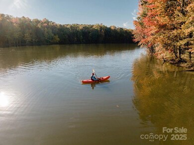 4151 Eastover Glen Rd unit 340, Charlotte, NC 28269 - photo 6