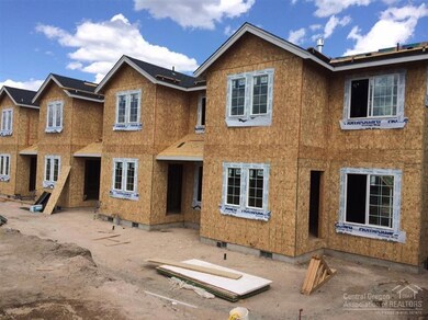 unlisted-address, Bend, OR 97701 - photo 3