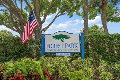 Forest Park Condominiums in Dunedin