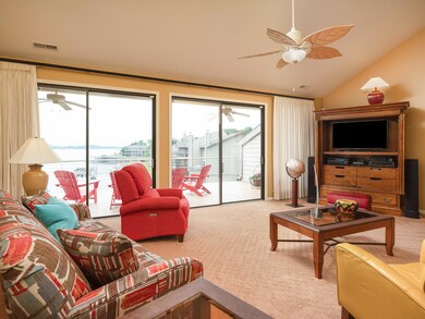 4274-lakeshore-ln-302-21