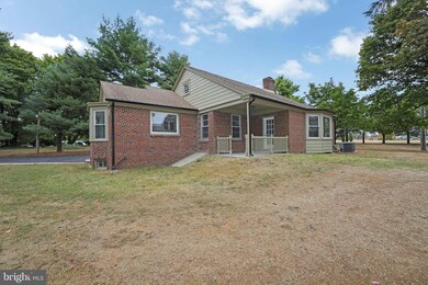 320 E Academy St, Clayton, NJ 08312 - photo 4