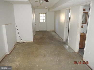 706 Elfin Ave, Capitol Heights, MD 20743 - photo 7