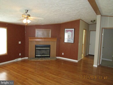 4524 Burkittsville Rd, Knoxville, MD 21758 - photo 5