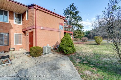 28 Newport Ct unit 211, Brick, NJ 08724 - photo 2