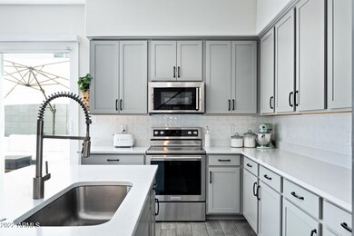 3057N37thWay-6