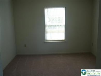 3654 Clauss Dr, MacUngie, PA 18062 - photo 6