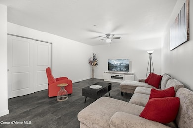 140 Railroad Ave unit 4, Kellogg, ID 83837 - photo 2