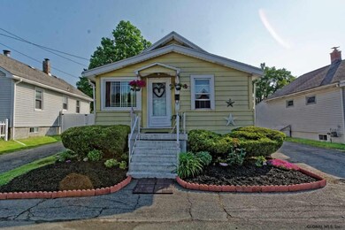 5 Vigars Place, Albany, NY 12205 - photo 2