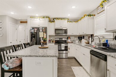 1136 Spring Grove Rd, Jesup, GA 31545 - photo 5