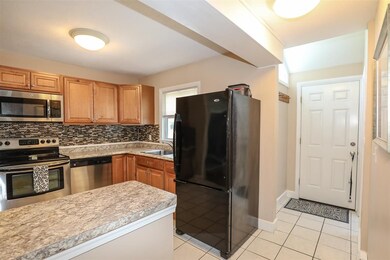 33 Butler St, Salem, NH 03079 - photo 4