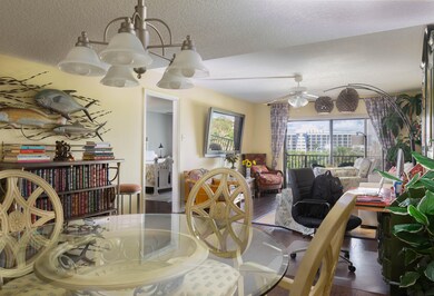 3170 N Atlantic 412 Dining and living ar