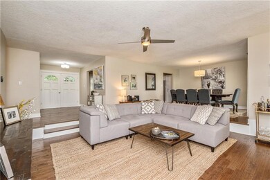 1914 80th St, Windsor Heights, IA 50324 - photo 4