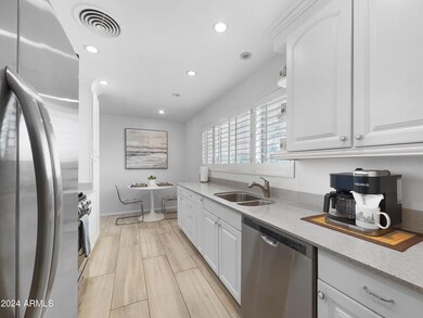 7514 E Hazelwood St, Scottsdale, AZ 85251 - photo 7