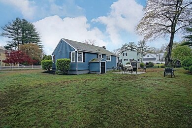 11 Leclair St, North Reading, MA 01864 - photo 5