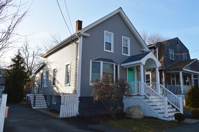 22 Adams St, Fairhaven, MA 02719 - photo 2